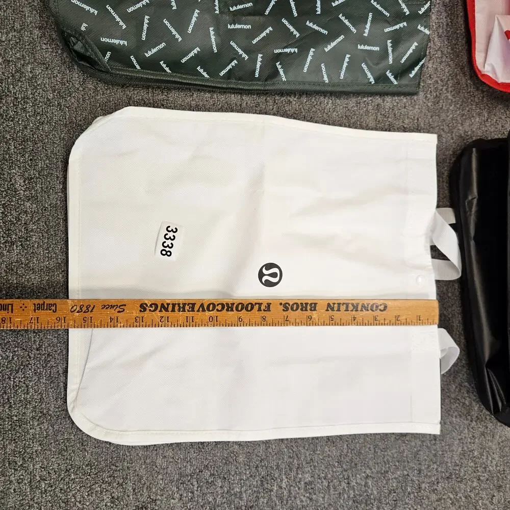 LOT OF 6 - LULULEMON REUSABLE SHOPPING TOTE BAG ASSORTED COLORS